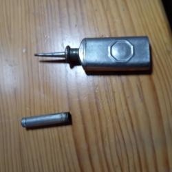 Petit huilier plat pour Pistolet Colt 1900 et dérivé
