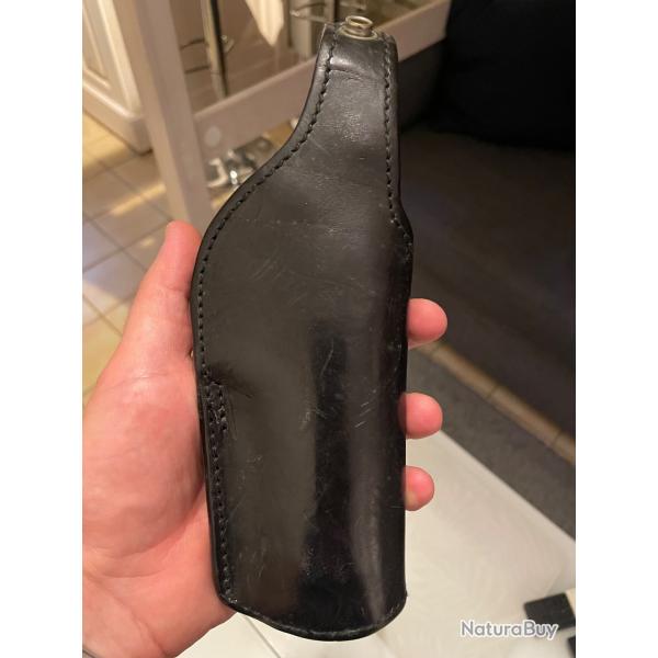 Holster cuir de ceinturon GK Pro 110