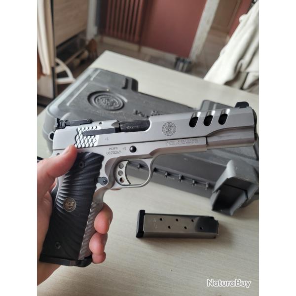 SMITH WESSON 1911 PERFORMANCE CENTER 45 ACP