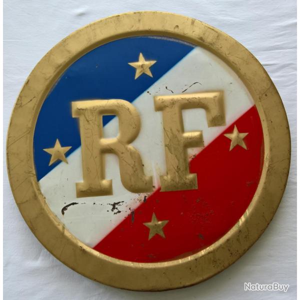 Panneau porte-drapeau RF