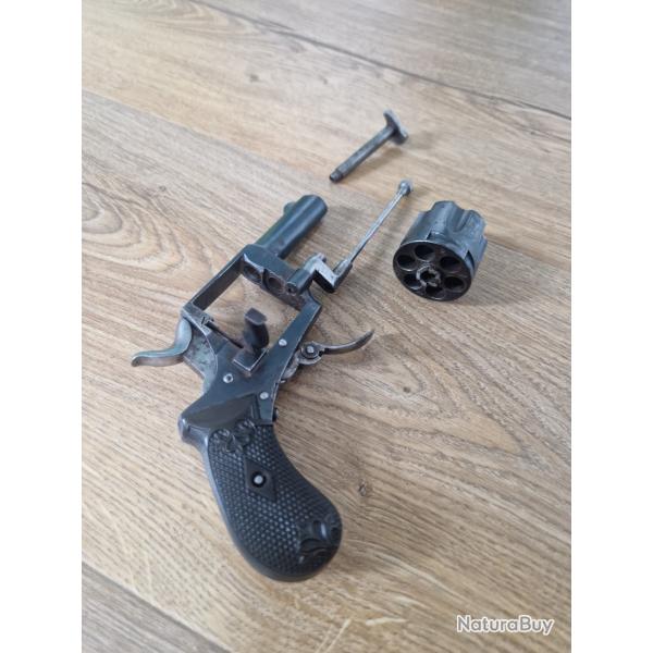 Bulldog du grand pre n27 calibre 320