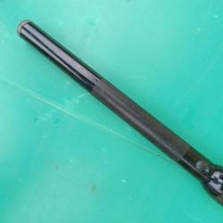 ANCIENNE TORCHE MAGLITE . PARFAIT FONCTIONNEMENT ( Voir photos ) .