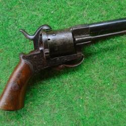 beau REVOLVER A BROCHE