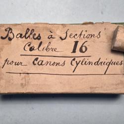 Une très ancienne et rare  balle de chasse multiballe de cal 16" système breveté