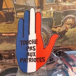 Touche pas aux Patriotes