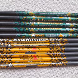 11 Tubes de fléche carbone ICS Beman hunter + lot de divers plumes empennage