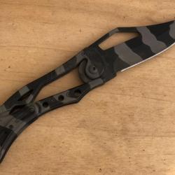 COUTEAU  PLIANT CAMOUFLAGE