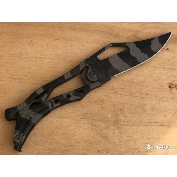 COUTEAU  PLIANT CAMOUFLAGE