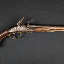 Pistolet à silex officier XVIIIeme armoirié Paul Poulce Sedan