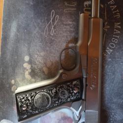 Colt 1911 series 80 45 acp