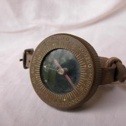 WW2 US BOUSSOLE DE POIGNÉE MILITAIRE AMÉRICAINE L2-44 AVEC BRACELET EN CUIR ( 39-45 )