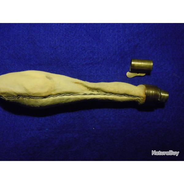 Poire a poudre en peau complette avec bouchon en laiton