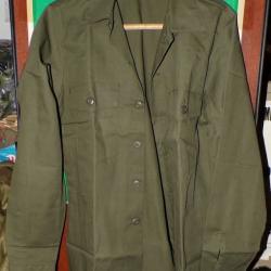 ARMEE AMERICAINE U.S : CHEMISE EN MATIERE COTON ET POLYESTER ,TAILLE U.S 15 1/2 X 35 SOIT EN TAILLE