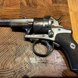 Revolver chamelot delvigne