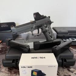 BERETTA 92XI SQUALO CAL 9X19 + HOLOSUN HE508T-RD