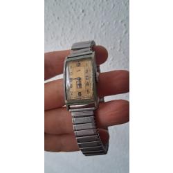 LIP CHURCHILL CAL.18 MONTRE MÉCANIQUE VINTAGE FABRIQUÉE EN FRANCE ANNÉES 40s