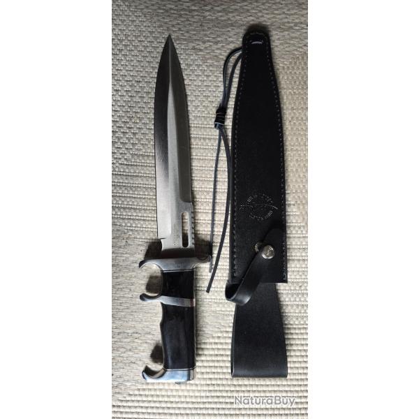 Couteaux de chasse GIL HIBBEN.