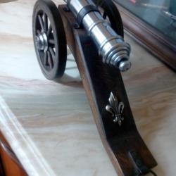 Canon ancien d'artillerie