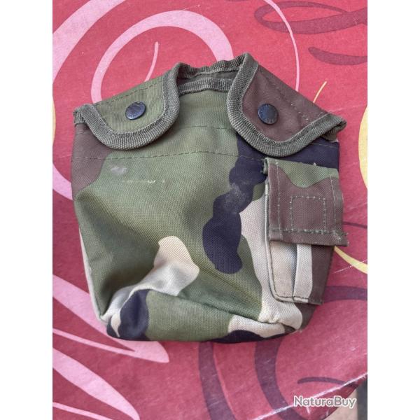 Poche gourde camouflage