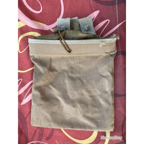 Dump pouch coyotte
