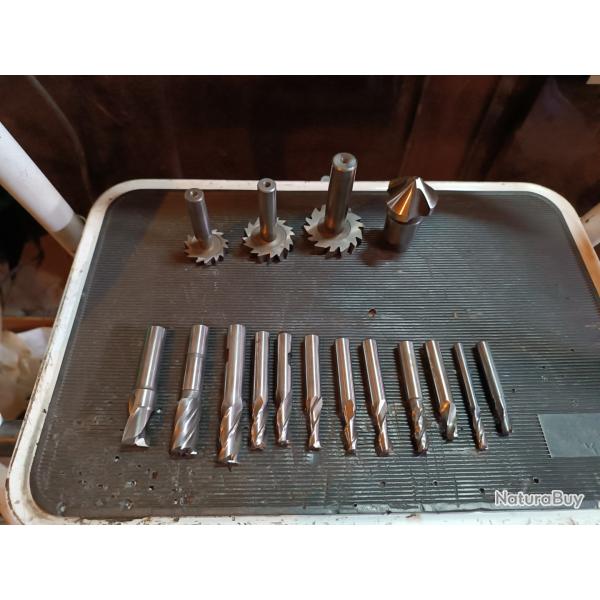 Lot De 16 Tampons Cuir Vintage Craftool Co. USA - Outils Pour Travail Du Cuir - Années 80/90 - Neuf