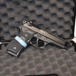 Pistolet Beretta 92 FS calibre  22lr