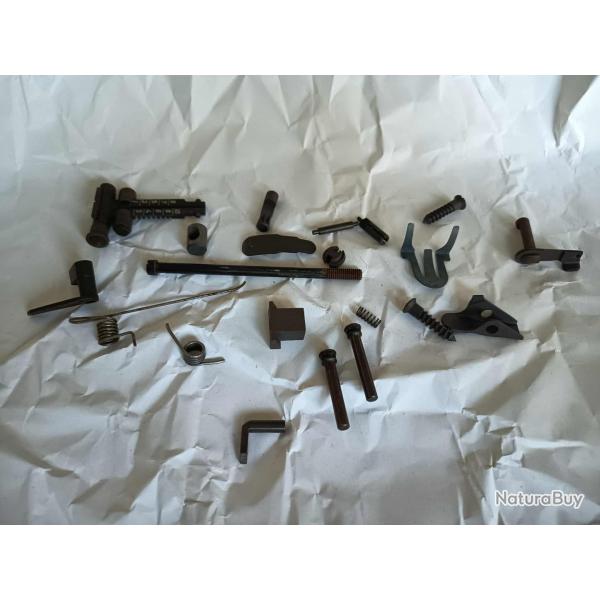 Vend lots de Pieces AK 47