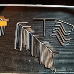 Lot 43 clé btr 6 pans