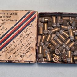 Une cartouche de 5mm Brun Latrige De st Etienne a repetition manuelle 1868