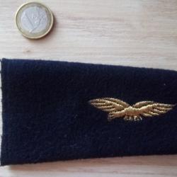un fourreau épaulette armée air collection militaire