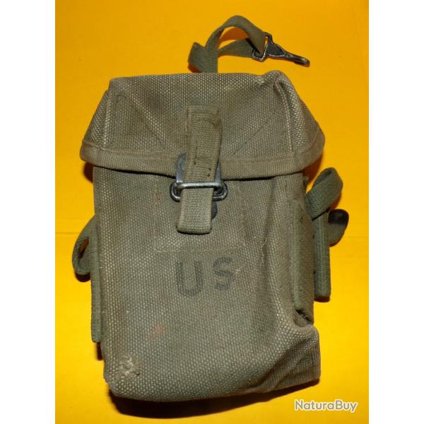 ARMEE AMERICAINE U.S : PORTE MAGASINS POUR  M 14, TAMPON DANS LE RABAT ASSEZ LISIBLE  , VENDU EN BON