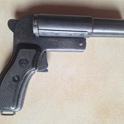 Pistolet lance-fusées bulgare Calibre 26mm