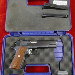 SMITH & WESSON 1911