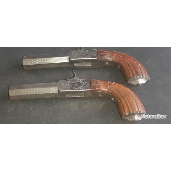 PAIRE DE PISTOLETS A PISTON
