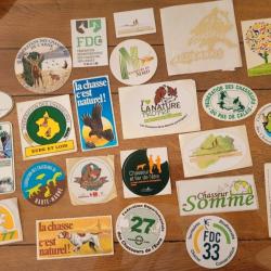 Lot de 23 autocollants de chasse , fédérations.des chasseurs