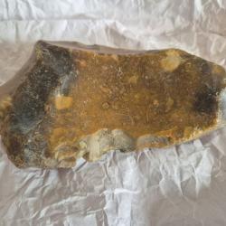 Pierre silex de Pologne (14 × 9 × 3 cm , 480 g)
