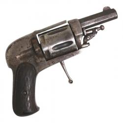 REVOLVER HAMMERLESS 8mm92 - TEMOIN D'UNE SURPRESSION