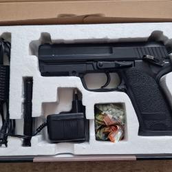 Pistolet airsoft Cyma CM.125
