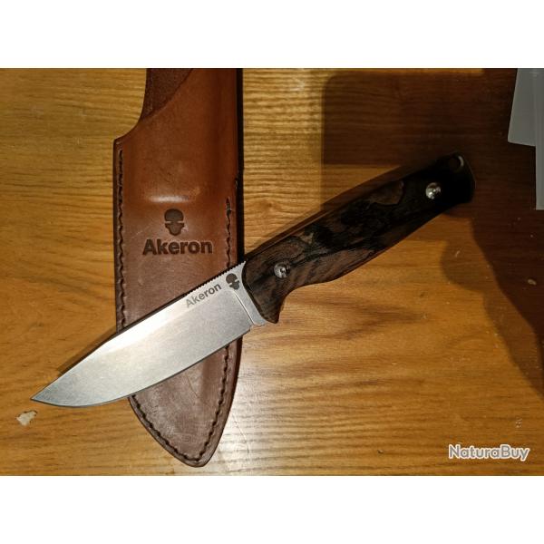 Akeron Ekinox V3 couteau lame fixe.