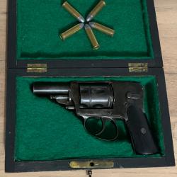 Revolver 8.92 Type Bulldog