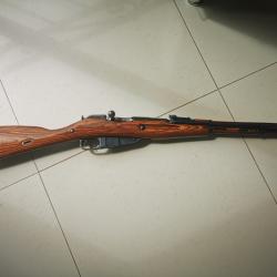 Mosin Nagant M44 lamellé-collé de 1944 avec baïonnette 7.62x54R (bien lire la description)