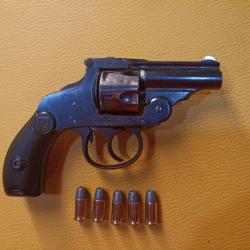 Harrigton & Richardson Calibre 32