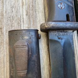 Baïonnette allemande ww2 Bakélite au même numéro