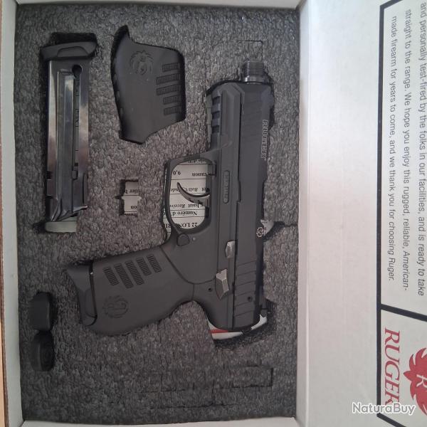 Pistolet Ruger SR22 - canon 3,5" - Cal. 22LR - Filet 1/2x28