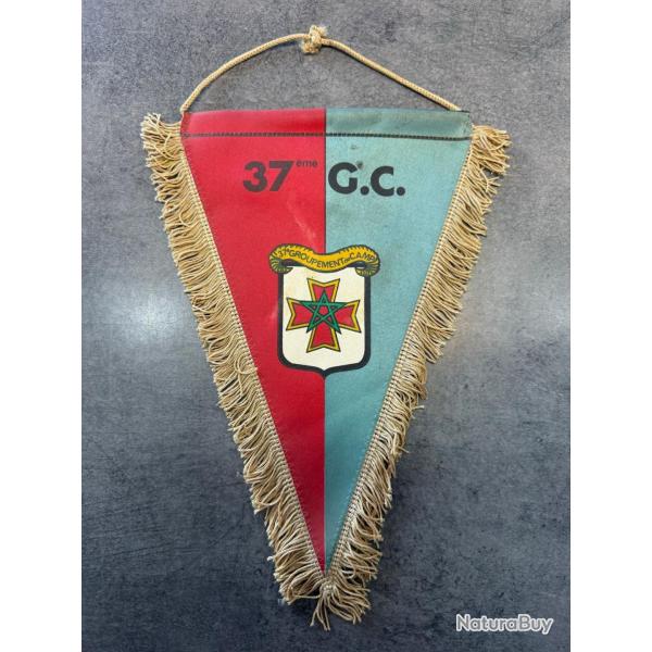 Fanion militaire 37 eme groupement de camp