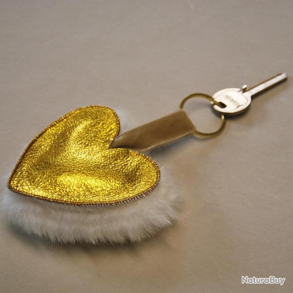 Porte clef Amore mio en cuir iris dor et mouton blanc vritable