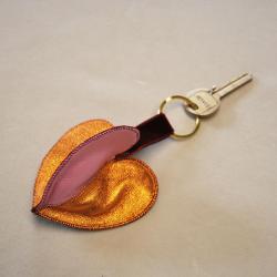 Porte clef et bijoux de sac Stella triple face en cuir irisé orange rose et bordeaux  Or