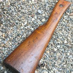 Crosse originale pour fusil Lebel avec plaque de couche, renforts et battant de bretelle