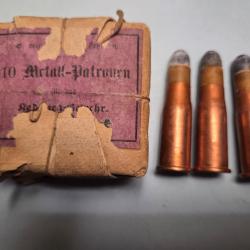 cartouches Suisse 10,4 x 38 R Vetterli "Kadeten" de 1897. en paquet ouvert cartouches TBE