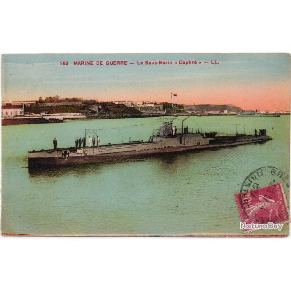 CPA - MARINE DE GUERRE -Le Sous - Marin " Daphn " N1502